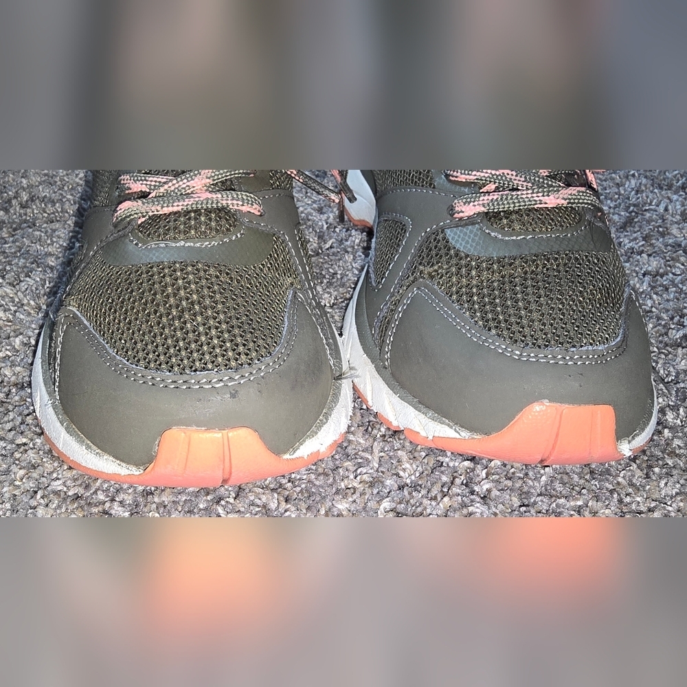 Vionic Tokyo Shoes - Women's, Olive & Pink 9 M - Picture 9 of 11
